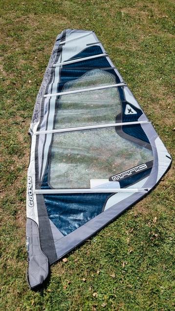 Windsurf zeilen, gaastra manic 4.5, 4.2, 3.6 beschikbaar voor biedingen