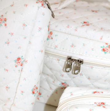 NIEUW TOILETTAS + beautycase + make-up tasje No2 beschikbaar voor biedingen