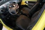 Peugeot 107 1.0 Active / Yellow Mellow / NW APK !, Auto's, Peugeot, Origineel Nederlands, Te koop, Benzine, Elektrische ramen