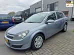 Opel Astra 1.4 Enjoy 5 deurs, Auto's, 47 €/maand, Origineel Nederlands, Te koop, Zilver of Grijs