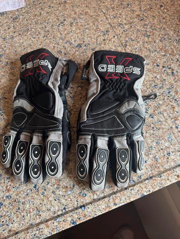 Motorhandschoenen SpeedX beschikbaar voor biedingen