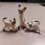 Siamese kat moeder met 2 jongen, Ophalen of Verzenden, Zo goed als nieuw, Hond of Kat, Beeldje of Figuurtje