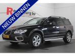Volvo XC70 2.4 D5 Kinetic - Airco / Trekhaak / Parksens. ach, Auto's, Volvo, Automaat, Gebruikt, Parkeersensor, 193 €/maand