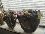 Zijde bloemen in grote pot., Huis en Inrichting, Woonaccessoires | Schalen en Manden, Ophalen, Zo goed als nieuw