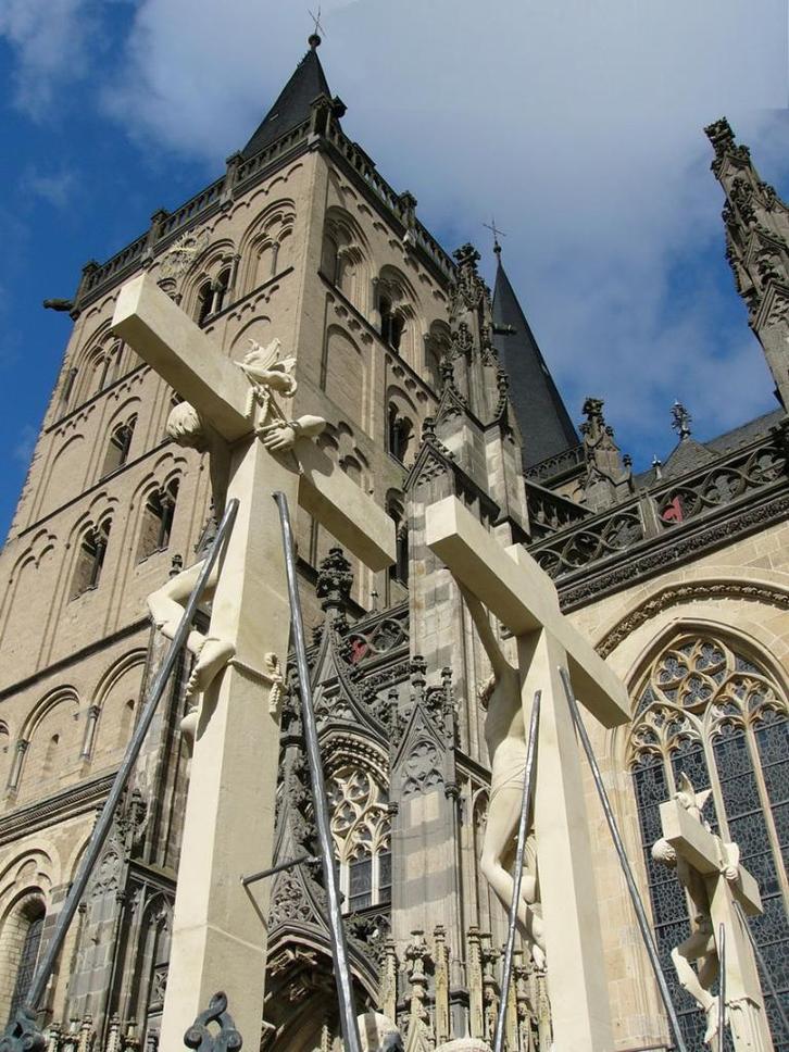 DOMKERK van de stad XANTEN "SANCT VIKTORDOM" ARCHITECTUUR, Boeken, Kunst en Cultuur | Architectuur, Nieuw, Architectuur algemeen