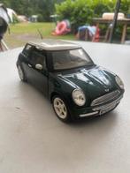 NEW Mini   1:18.  Solido., Hobby en Vrije tijd, Modelauto's | 1:18, Ophalen of Verzenden, Gebruikt, Solido