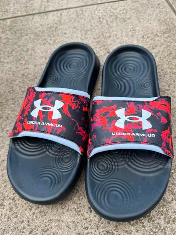 Under Armour slippers (maat: 42,5) beschikbaar voor biedingen