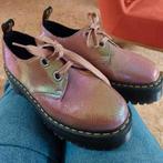 Lage Dr Martens 43 met plateauzool en roze glitter, Overige kleuren, Ophalen of Verzenden, Zo goed als nieuw, Veterschoenen
