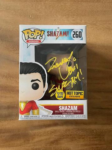 Signed Funko Pop #260 Shazam door Zachary Levi beschikbaar voor biedingen