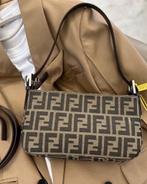 Fendi tas handtas bag crossbody, Ophalen of Verzenden, Zo goed als nieuw
