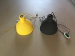 2 Muuto unfold hanglampen , geel en donkergrijs, Huis en Inrichting, Lampen | Hanglampen, Minder dan 50 cm, Overige materialen