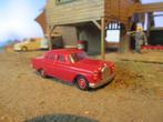 1964 Mercedes Benz W110 200 / 200D / 230 - Brekina rood, Hobby en Vrije tijd, Modelauto's | 1:87, Ophalen of Verzenden, Zo goed als nieuw