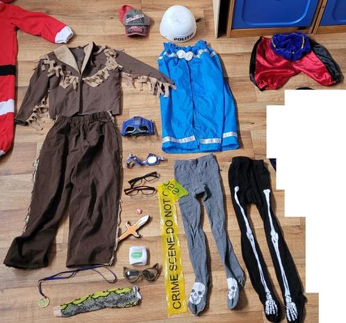 Verkleedspullen kind 5-9 jaar met 2 gratis tasjes, Kinderen en Baby's, Carnavalskleding en Verkleedspullen, Gebruikt, Jongen of Meisje