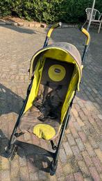 Kinderwagen geel, Ophalen