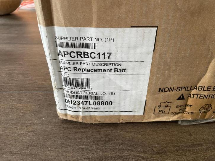 APC RBC117 #117 Battery Cartridge Replacement for APC Smart-, Muziek en Instrumenten, Midi-apparatuur, Gebruikt, Ophalen of Verzenden