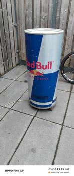 Red Bull Koelkast, Ophalen