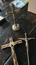 Kruisbeelden, Verzamelen, Religie, Ophalen of Verzenden, Zo goed als nieuw