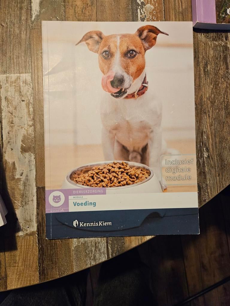 Lesboeken Dierverzorging Niveau 3/4, Boeken, Ophalen of Verzenden, Zo goed als nieuw, Overige onderwerpen, KennisKiem