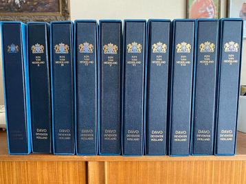 Nederlandse Postzegel collectie in 10 Davo Albums beschikbaar voor biedingen
