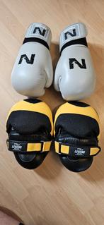 Bokshandschoenen en pads, Sport en Fitness, Vechtsporten en Zelfverdediging, Ophalen, Zo goed als nieuw, Overige