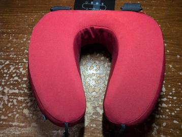 Nekkussen - Cabeau beschikbaar voor biedingen