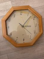 Houten Wandklok - Quartz, Ophalen of Verzenden, Gebruikt, Analoog, Wandklok