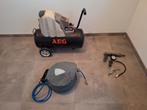 AEG Compressor  met haspel en accessoires, 25 tot 100 liter, Ophalen of Verzenden, Gebruikt, 200 tot 400 liter/min