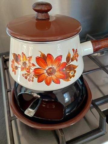 Vintage Fondue Set met Bloemenmotief beschikbaar voor biedingen