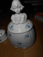 prachtig boerinnetje  porcelijn met vergeetmenietjes, Antiek en Kunst, Ophalen