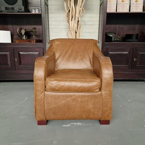 Crawley Classic Chesterfield Fauteuil – Vintage Bruin, Leer, Huis en Inrichting, Fauteuils, Zo goed als nieuw, Leer, 50 tot 75 cm