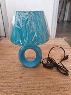 Nieuw in doos Kenwell ‘’Hoop’’ tafellamp blauw, Ophalen of Verzenden, Nieuw, Stof, Minder dan 50 cm