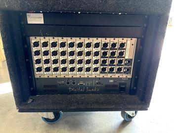 stagebox roland set  beschikbaar voor biedingen