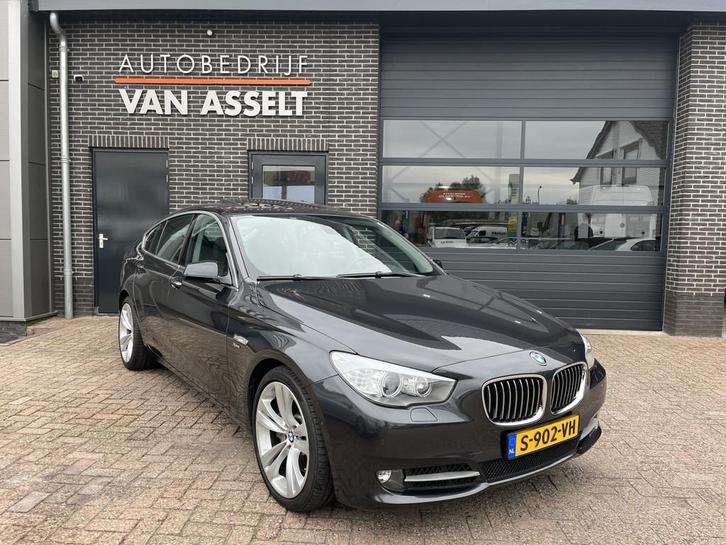 BMW 5 Serie GT 550I XDRIVE Aut. , Panoramadak , Leer, Auto's, BMW, Bedrijf, Te koop, 5-Serie GT, Achteruitrijcamera, Airbags, Airconditioning