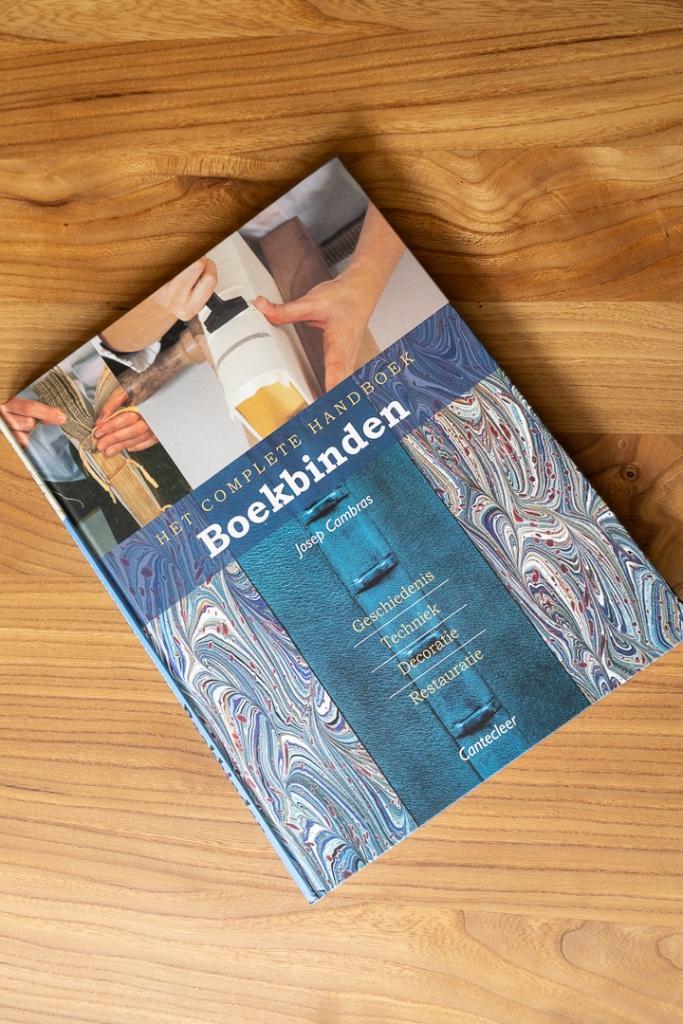 Het complete handboek boekbinden Cantecleer, Boeken, Hobby en Vrije tijd, Zo goed als nieuw, Overige onderwerpen, Ophalen of Verzenden