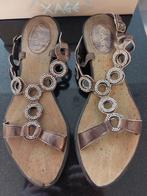 Sandaaltjes brons maat 40 Xage, Kleding | Dames, Schoenen, Sandalen of Muiltjes, Ophalen of Verzenden, Zo goed als nieuw, Xage