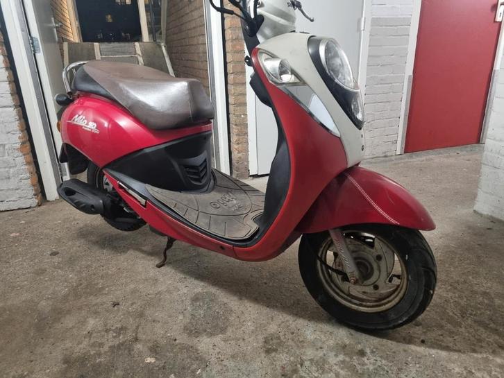 Tekoop sym mio onderdelen, Fietsen en Brommers, Snorfietsen en Snorscooters, Gebruikt, SYM, Benzine, Ophalen of Verzenden