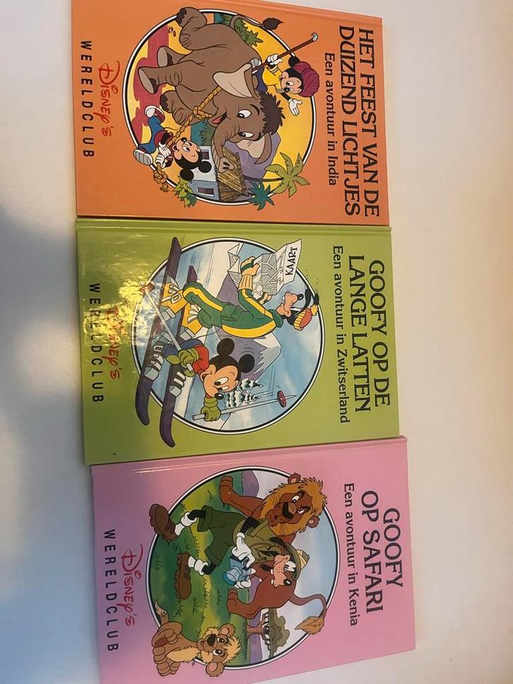Disney Wereld Club - 14 Boeken, Boeken, Kinderboeken | Jeugd | onder 10 jaar, Zo goed als nieuw, Sprookjes, Ophalen of Verzenden
