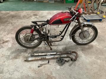 Yamaha 250cc YDS6/DS6 Onderdelen bouwjaar 1969. beschikbaar voor biedingen