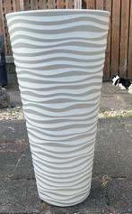Hoge bloempot 78 x 39 voor buiten of binnen, Kunststof, Rond, Zo goed als nieuw, Tuin