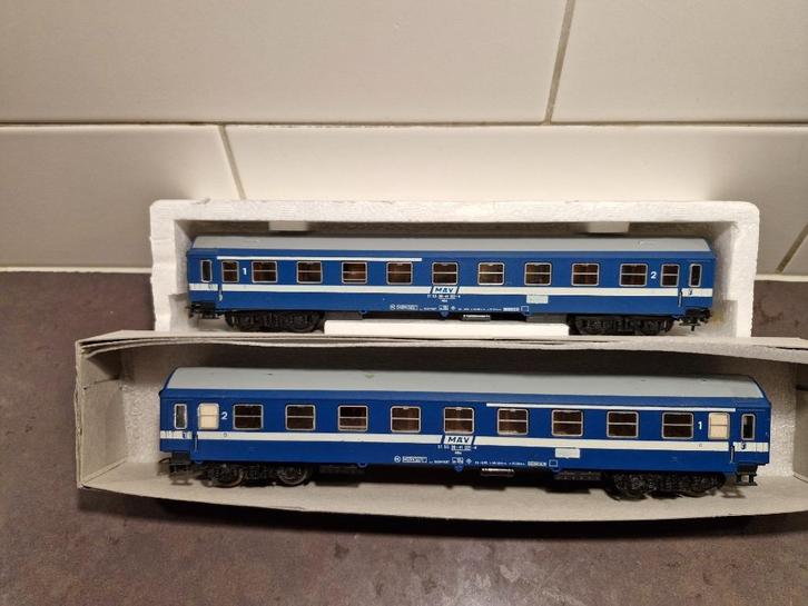 Schicht rijtuigen MAV, Hobby en Vrije tijd, Modeltreinen | H0, Zo goed als nieuw, Wagon, Gelijkstroom, Overige merken, Analoog