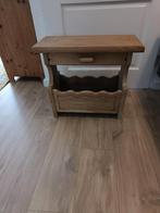 Antieke eiken krantenbak, blank geschuurd, Ophalen, Zo goed als nieuw