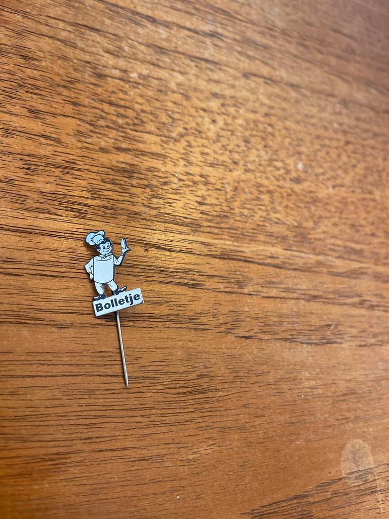 Bolletje Speldje, Ophalen of Verzenden, Gebruikt, Merk, Speldje of Pin