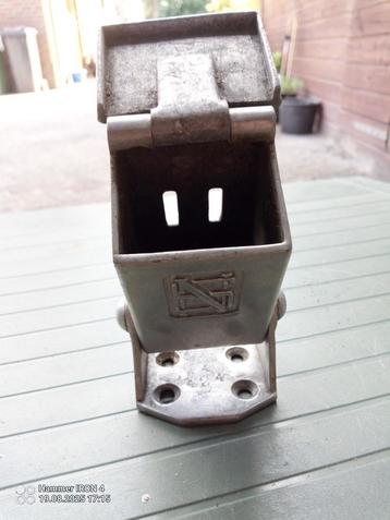 asbak uit hondenkoptrein beschikbaar voor biedingen