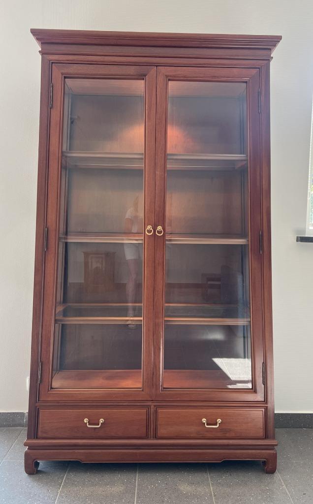 massief rosewood vitrinekast, Huis en Inrichting, Kasten | Vitrinekasten, Zo goed als nieuw, 150 tot 200 cm, 100 tot 150 cm, 25 tot 50 cm