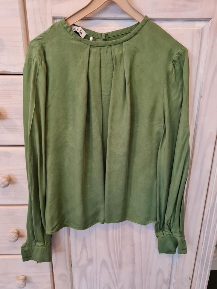 Vanilia groene blouse met plooien, Kleding | Dames, Blouses en Tunieken, Zo goed als nieuw, Maat 34 (XS) of kleiner, Groen, Ophalen of Verzenden