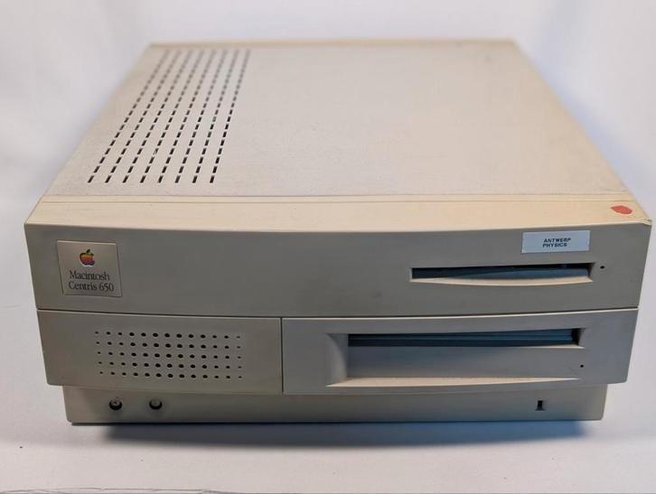 Apple Macintosh Centris 650, Computers en Software, Vintage Computers, Ophalen of Verzenden
