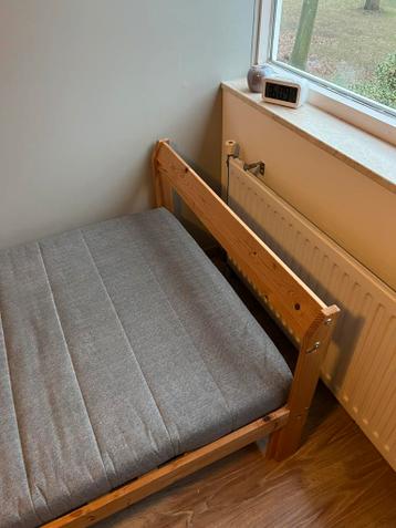 2x Ikea bedframe Neiden met matras, 90x200 cm - afbeelding 2