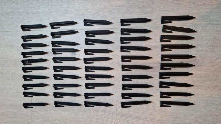 Grondpennen robotmaaier set van 50 stuks, Tuin en Terras, Grasmaaiers, Zo goed als nieuw, Minder dan 30 cm, Ophalen of Verzenden