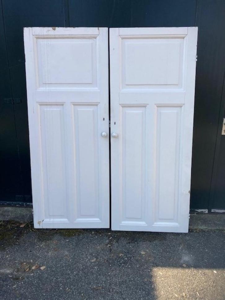 1 st. antieke grenen paneeldeur, 3-vlaks massieve panelen., Huis en Inrichting, Woonaccessoires | Overige, Gebruikt, Ophalen