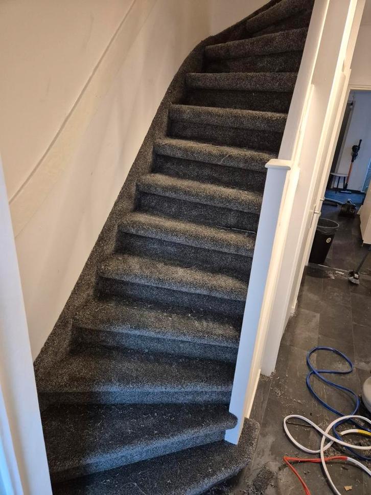 Trap met tapijt stofferen- Scherpe Prijzen!, Huis en Inrichting, Stoffering | Tapijten en Kleden, Nieuw, 200 cm of meer, Rechthoekig